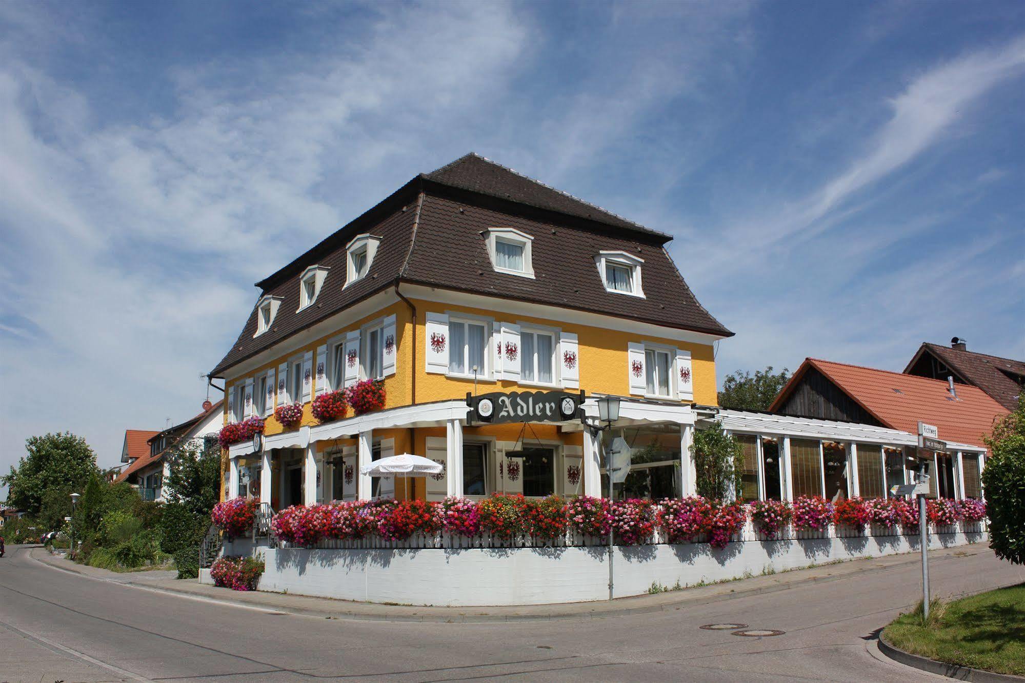 Adler Hotel & Gasthaus Nonnenhorn Exteriör bild